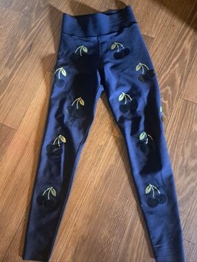 NWOT Ultracor Black & Gold Cherry Compression Leggings XS